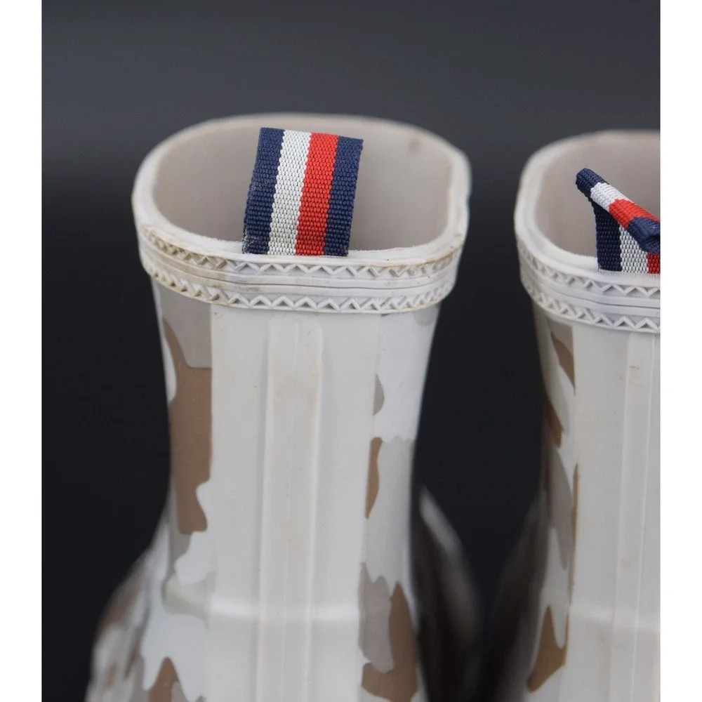 Tommy Hilfiger Rain Boots Women Size 8 Camo Print Ankle Rubber Good Condition